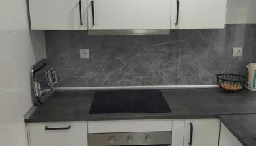 Family-Friendly 3BR Apartment in Salou Central, Near Beach - Foto 2, stove