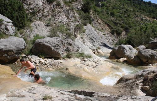 La Pegatera Masia rodeada de bosque ideal para desconectar - Photo 57