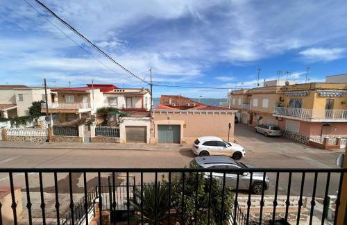 Amazing 3 floor house in front of the beach - Foto 51