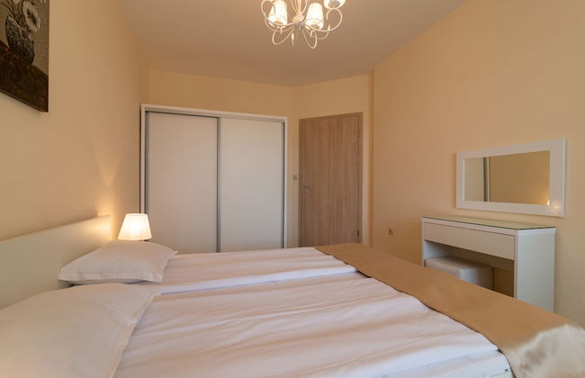 Varna South Bay Apart Complex - Photo 4