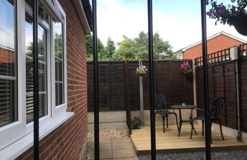 Studio-1-Staines/Heathrow/London-own entrance - Foto 5