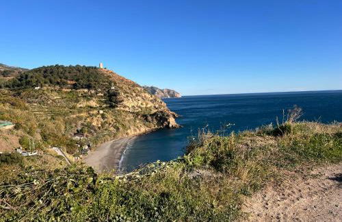 Estudio Amplio con Vistas Parciales al Mar - Foto 4