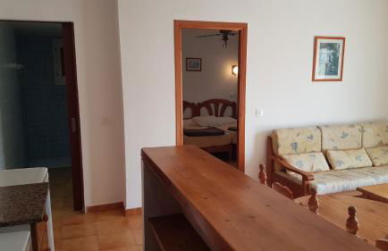 Apartamentos Vista al Puerto - Foto 2