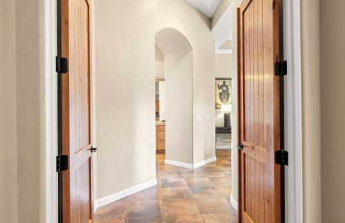 The Debonair Derby by PaseoHomesAZ with Heated Pool - Foto 8