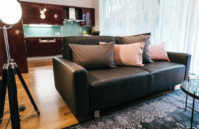 YoHome - Luxury Downtown Apartment - Photo 42