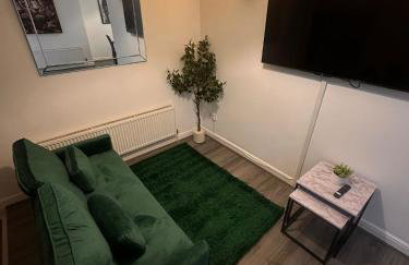 Spacious City Centre 2-Bedroom Apartment by StaySavvy Accommodation - Foto 29