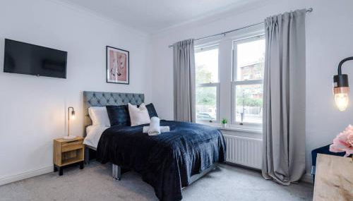 5BR House, Sleeps 10 guests - Free Parking - Business & Contractor Stays - Foto 5