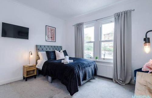 5BR House, Sleeps 10 guests - Free Parking - Business & Contractor Stays - Foto 5