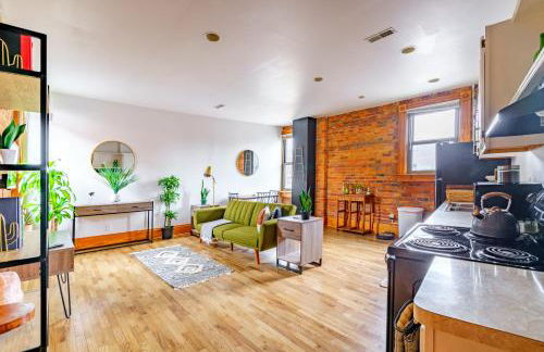 Jungle House Columbus Downtown Free Parking Sleeps 8 - Walk to Convention Center & Nationwide Arena - 1BR Short North Luxury Home - Over 5,800 Five Star Stays - Foto 20