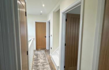 3 bedroom Brookwood Road apartment - Foto 12