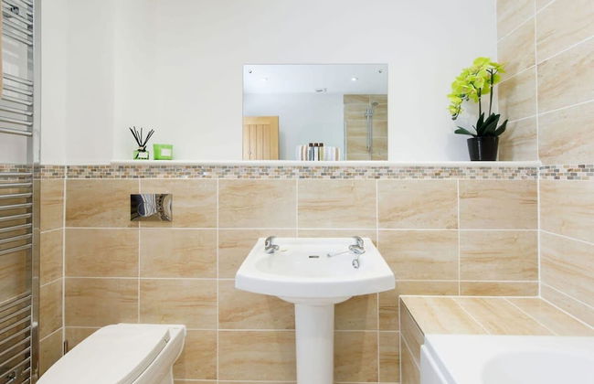 Countryside Bungalow for 4 Close to Beaches - Foto 47