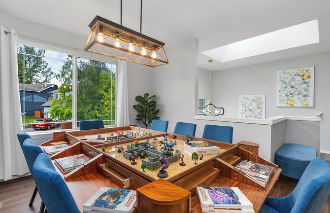 Goblin's D&D House Cinema Board Games - Photo 48