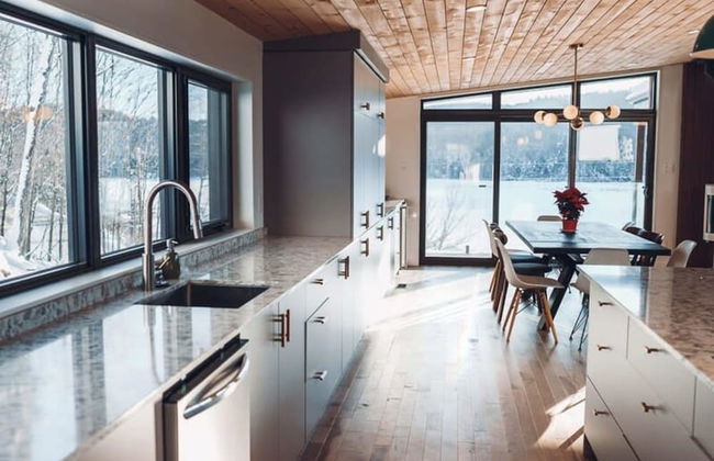 Lakeview Mid Century Luxury Cottage Citq 311414 - Photo 3