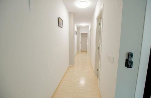 AriCentro - Casa Vacacional de 3 dormitorios cerca del aeropuerto - Foto 26