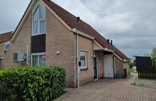 Appealing Bungalow With Garden - Photo 66