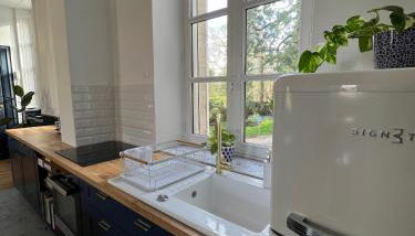 Bright Apt 70m2 in Bayeux historic center w Pkg - Foto 4, Garden view, stove