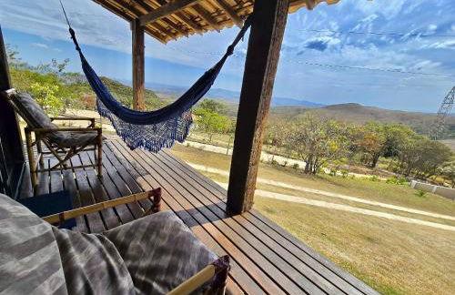 Chalés Vila Real - Tranquilidade na Serra de Carrancas - Piscina com uma vista espetacular do Pôr do Sol - Foto 92