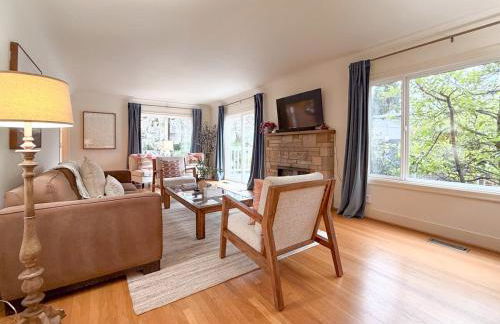 Charming Queen Anne Craftsman 4BR 2 Kitchens - Foto 68