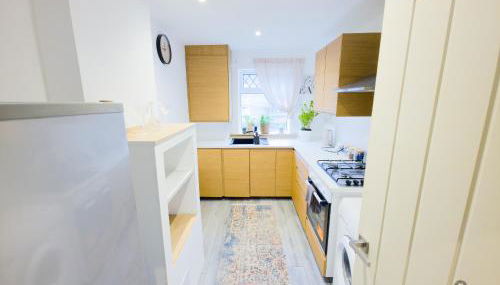 Calm Apartment by the Hospital - Foto 5