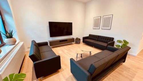 Riesiges City Loft - Billiard, Dart und 85 Zoll TV - Foto 2