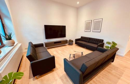 Riesiges City Loft - Billiard, Dart und 85 Zoll TV - Foto 2