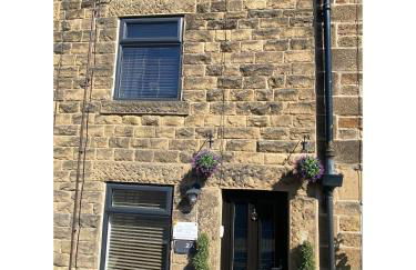 Cosy Cottage in Grindleford, Garden, Views & Walks on the Doorstep, 4 Guests - Photo 11