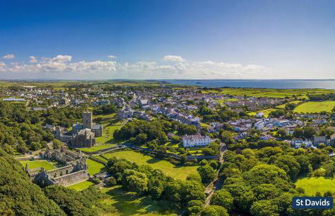 Llwyndyrys - Foto 26