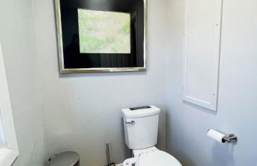 Finn's Hideaway -Modern family river home - Foto 23