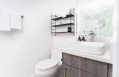 Bright and Trendy - Panoramic - Chic - Prime Location - Foto 24