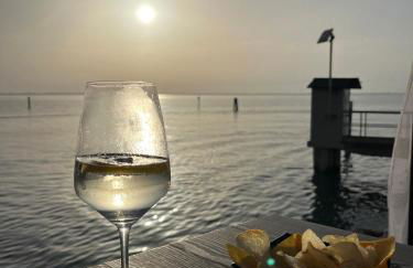 Vista mare a 10m dalla spiaggia, 8 piano e parcheggio privato - Foto 34
