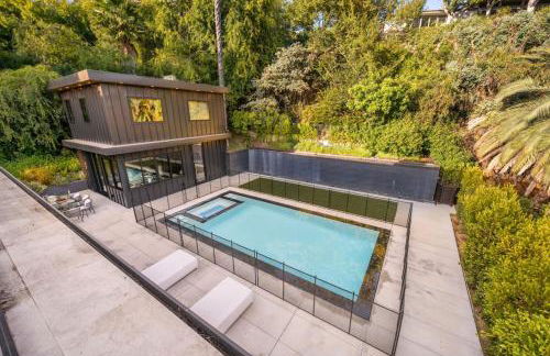 Luxury 6BR Beverly Hills Villa with Pool and Views - Photo 62