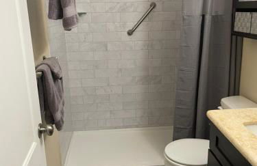 1 bd guest house in LA perfect for long term stay - Foto 24