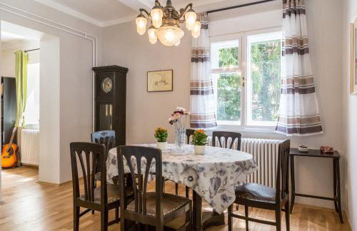 Apartment 7 - Photo 28