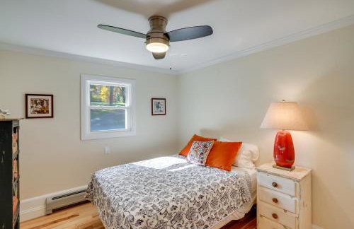 1 Mi to Dtwn Cottage with Large Yard in Stockbridge - Foto 14