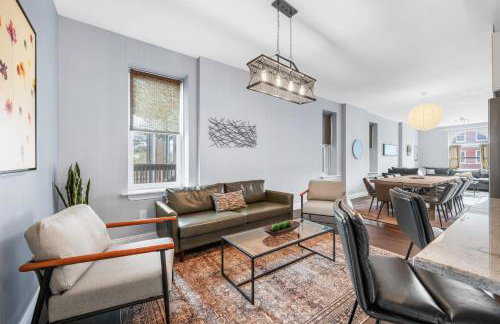 The Modern Family Retreat ABODEbucks - Foto 9