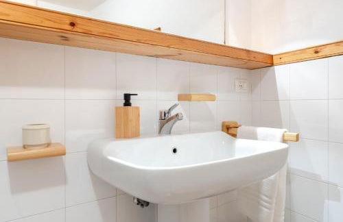 Chalet Mazod, a 5 minuti dagli impianti di sci - Free Wifi - Foto 10