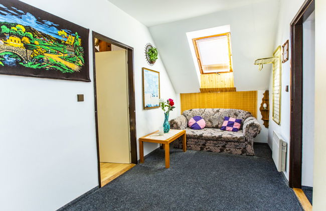 Křečovice - Photo 24