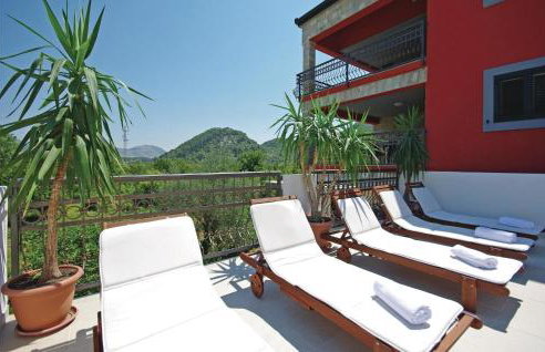 Gorgeous Home In Umcani - Foto 15