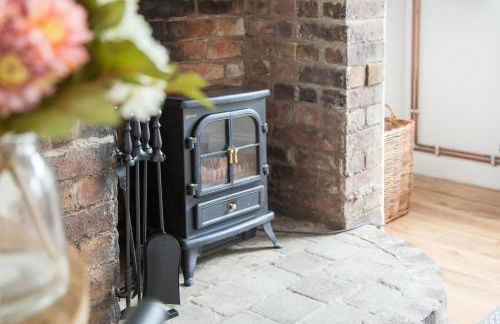 COSY COTTAGE ON BERNARDS HILL by SHIRE STAYS - Foto 2