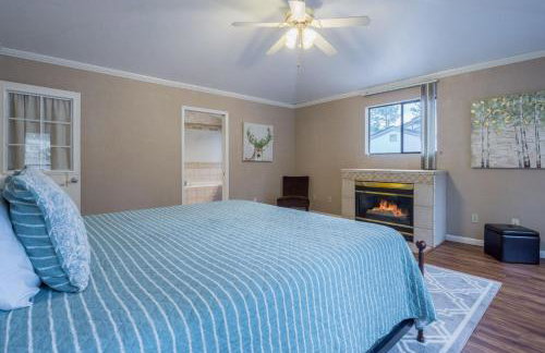 Coburn Cabin @ Country Club Game Room New Central AC Pet and Family-Friendly - Photo 16