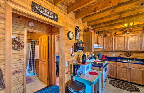 Quiet & Private Cabin ~ 5 Mi to Dale Hollow Lake! - Foto 7