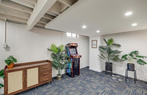 Arcade! Brand New MCM 4BR, Ping Pong, 4 Queens - Foto 35