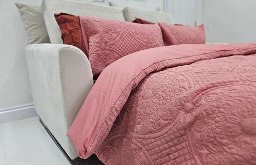 StayZen Apartments - Private Garden & Free Parking Ground Floor Central Woking - Business & Leisure - Photo 6