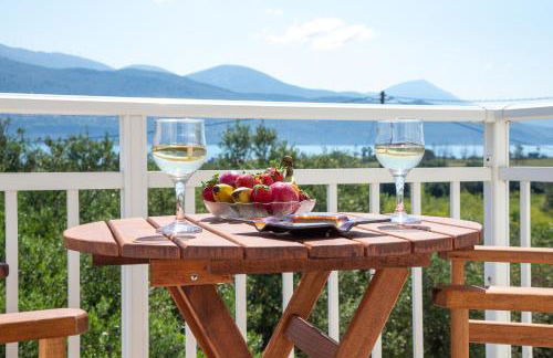 SEA & OLIVES HOUSE - Photo 12