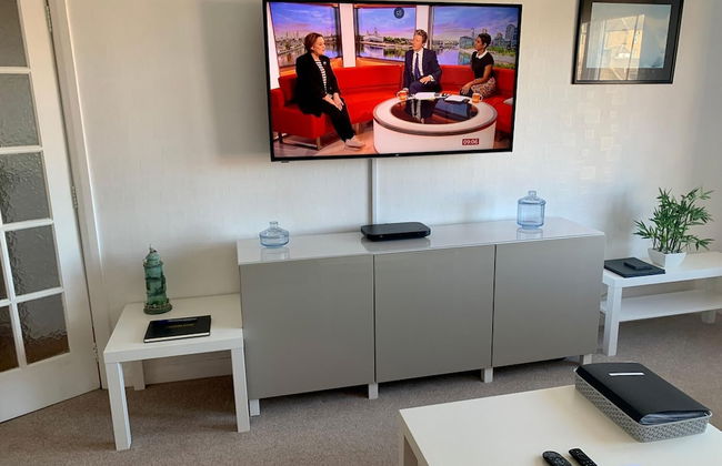 NEW Superb One Bedroom Getaway in Dysart Kirkcaldy - Foto 8