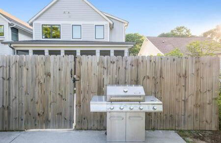 The Hadley House - Cozy Porch & Fenced in Backyard - Foto 19