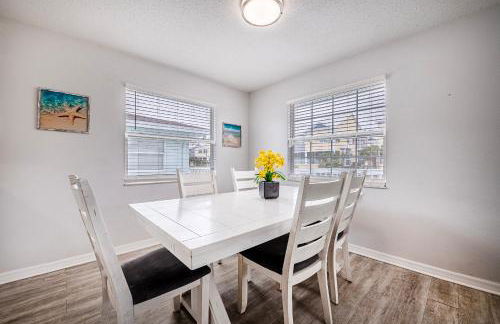 2bd 2ba Beachside W 3Min to Beach - Foto 5