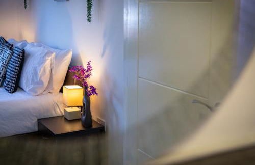 New large townhouse 3 bedrooms 4 beds and parking - Foto 26