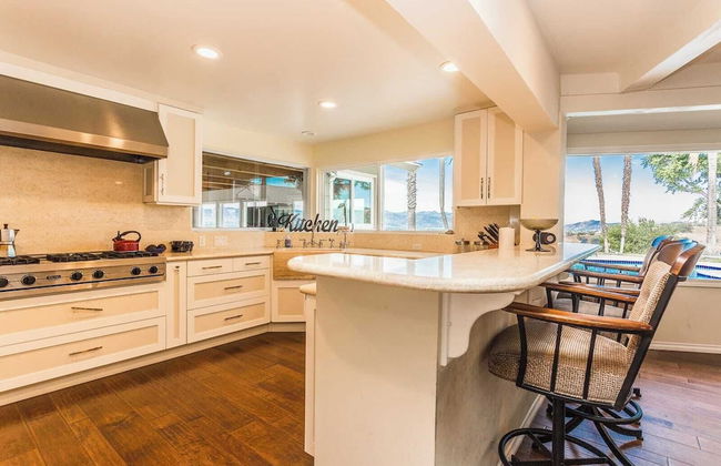 Oak Hills by Avantstay Panoramic View, Pool, Spa - Foto 23