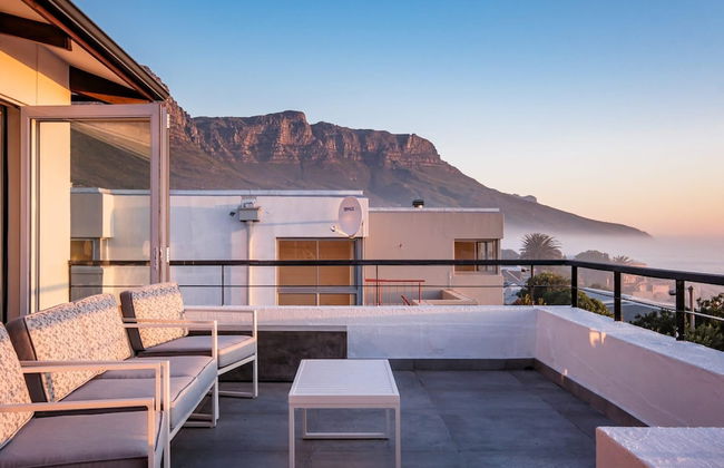 Stylish Holiday Home With Private Pool Ocean Views Jumeirah Blue - Photo 11